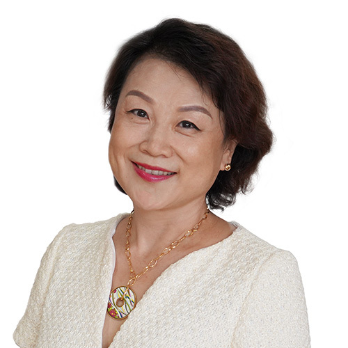 Huali Xiong, K-12 Director of Chinese-English Bilingual Programme