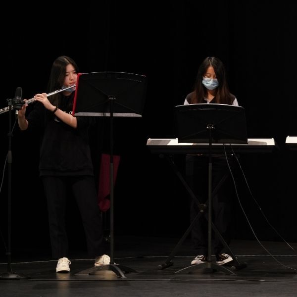 student performance, student musicians, Canadian International School, secondary schools in Singapore, international schools in Singapore, grade 12 graduation, awards ceremony, IBDP student performance, student musicians, Canadian International School, secondary schools in Singapore, international schools in Singapore, grade 12 graduation, awards ceremony, IBDP