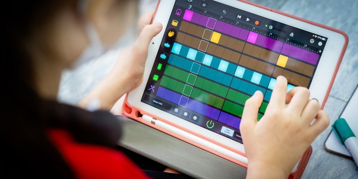Tanjong Katong, Canadian International School, music students, multidisciplinary learning, GarageBand Sequencer, primary schools in Singapore Tanjong Katong, Canadian International School, music students, multidisciplinary learning, GarageBand Sequencer, primary schools in Singapore