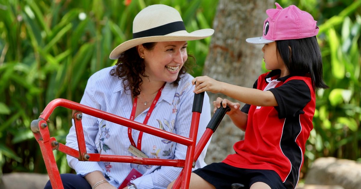 Ms Strachan demystifies outdoor learning | Mosaic