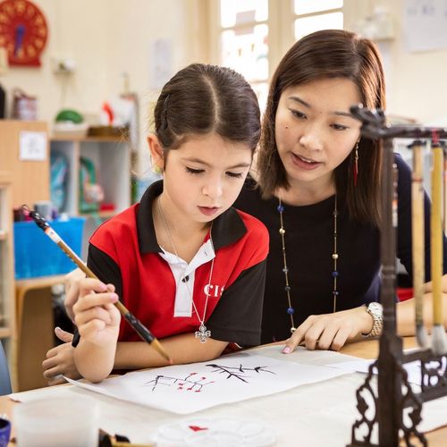 Students in Chinese bilingual classes